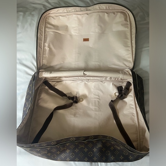 Louis Vuitton Sirius 55 - Picture 5 of 13